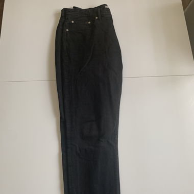Schwarze Zara-Hose