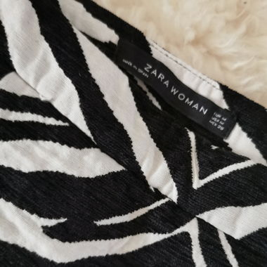 Mini zebra skirt Zara 