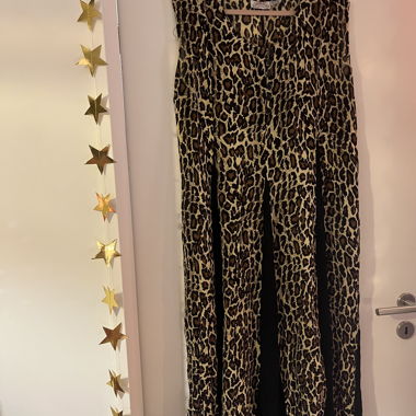 Quest Vintage Leopard Print Maxi Dress