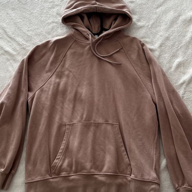 Pullover / Hoodie