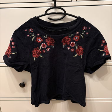 Shirt in velluto con motivo ricamato