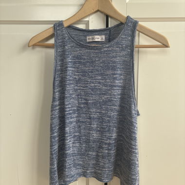 Top Abercrombie 