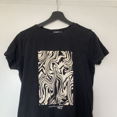 Gemustertes T-shirt