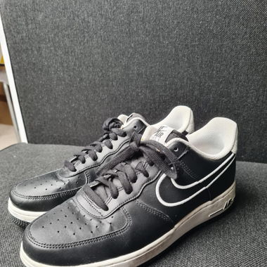Nike Air Force 1 Low (Black/White)
