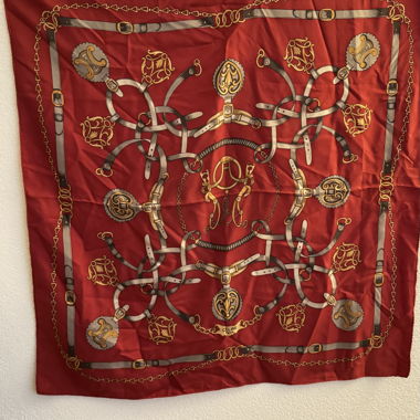 Foulard in seta CELINE rosso con stampa museruola