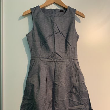 Kleid mit Taschen