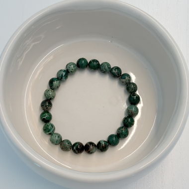 Armband aus natürlichem grünem Stein
