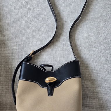 Black-beige crossbody bag