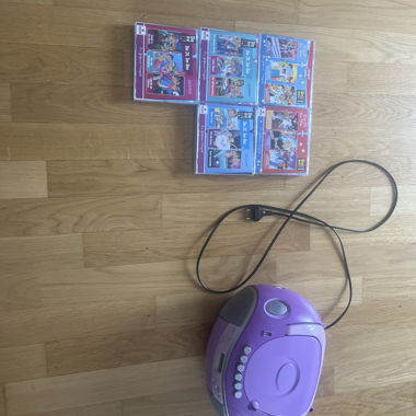 Radio with CDs