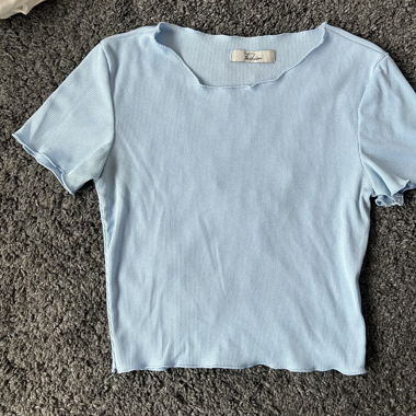 Blaues Crop Top