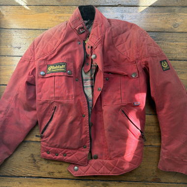 Belstaff Rot gesteppt Jacke