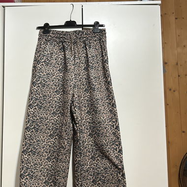 Pantalon en tissu imprimé léopard