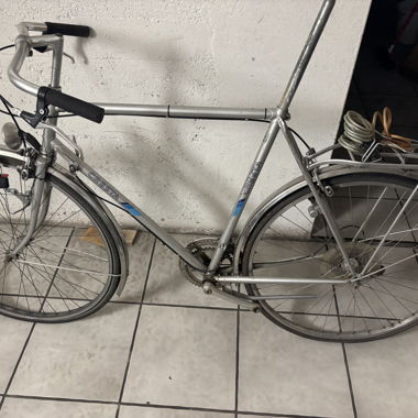 Cresta Rennvelo