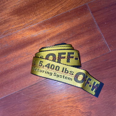 Gelbgürtel im Gurtband-Stil OFF-WHITE