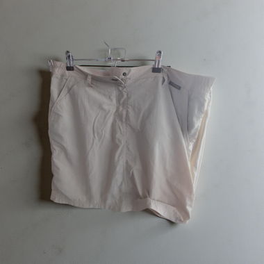 Jack Wolfskin UV Shield Rock mit Shorts