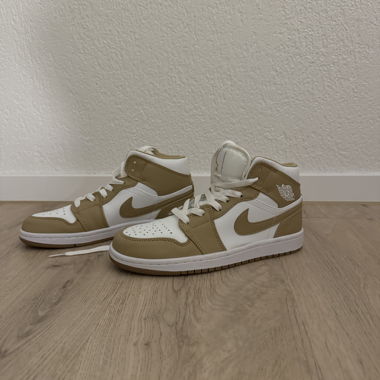 Nike Air Jordan 1 Mid SE, Beige/Weiss, Grösse 38
