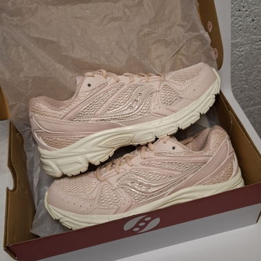 Saucony ride millenium pink 