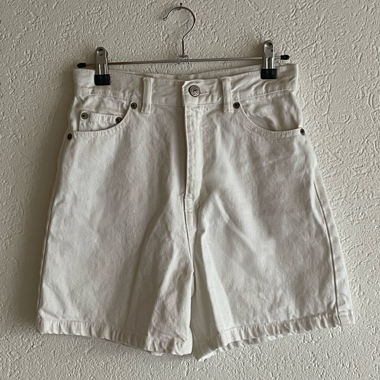 White High-Waisted Denim Shorts 