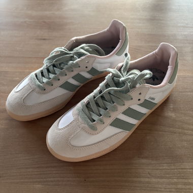 Adidas Samba green, unworn, size 40