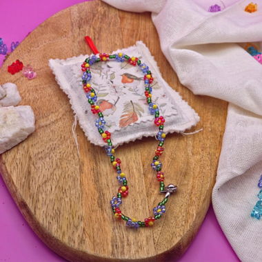 Collana da giardino con stelle arcobaleno