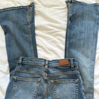 low waist jeans 
