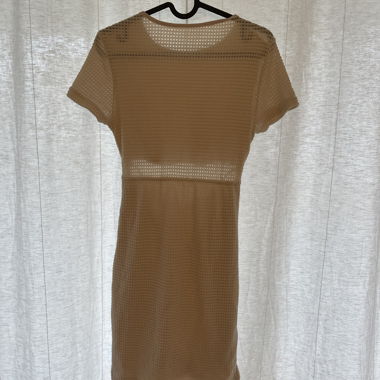 Rückenfreies Kleid
