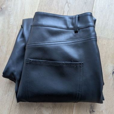 Pantalone in ecopelle nero