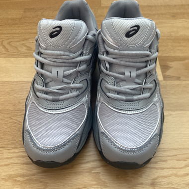 Asics Gel grey