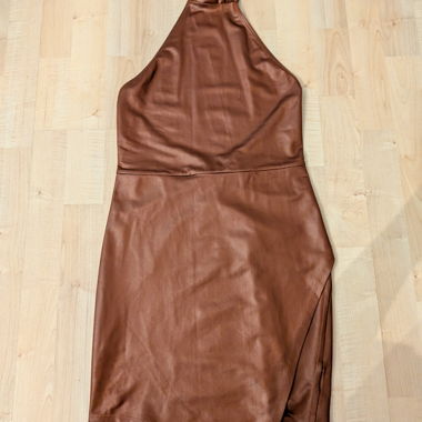 Robe à encolure cœur