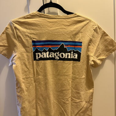 T-shirt Patagonia logo moutarde taille S