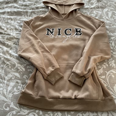 Beiger Hoodie NICE Los Angeles