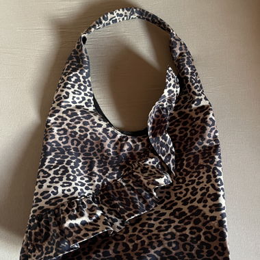 leo suede bag