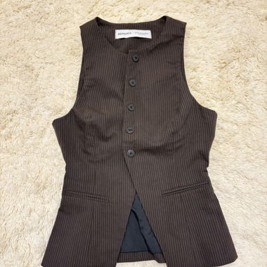 Brown taylored top