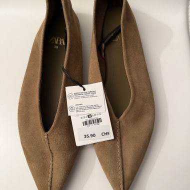 Zara neue Wildleder-Ballerinas Grösse 38