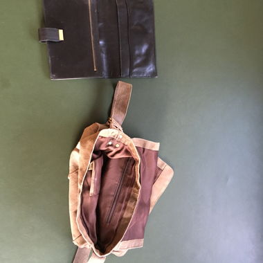 Borsa a tracolla e astuccio