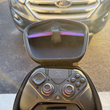 PS5-Controller mit Paddles und austauschbaren Tasten