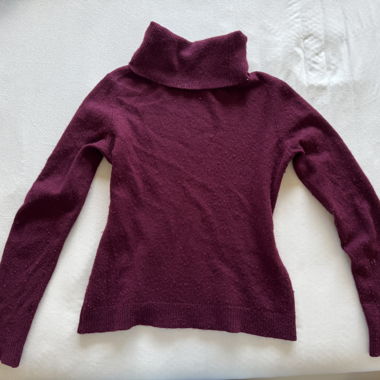 Maglione con collo alto bordeaux