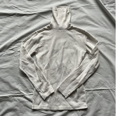 vintage turtleneck top