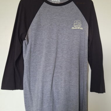 Dakine - 3/4 Sleeve Sweater