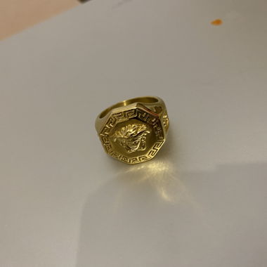 Bague Versace grande taille