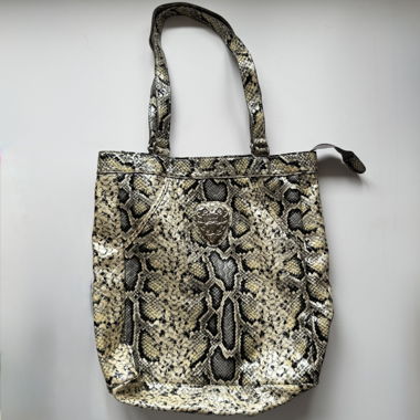 Sac cabas imprimé peau de serpent