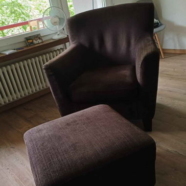 Ikea sessel und puffer