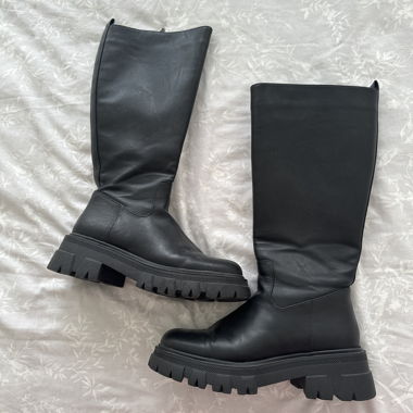 Bottes noires 