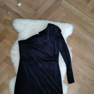 Velvet dress one shoulder 