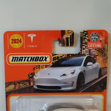 Tesla Model 3 Matchbox NEU 