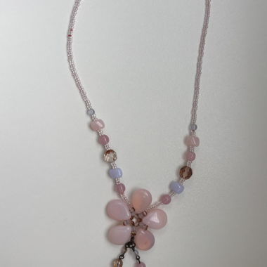 Collana di perle rosa