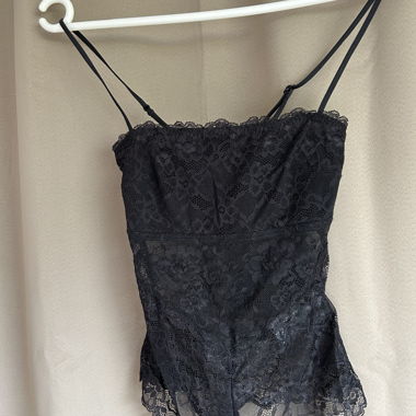 Pretty lace bodysuit