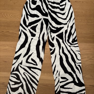 Zebra Stoffhose 