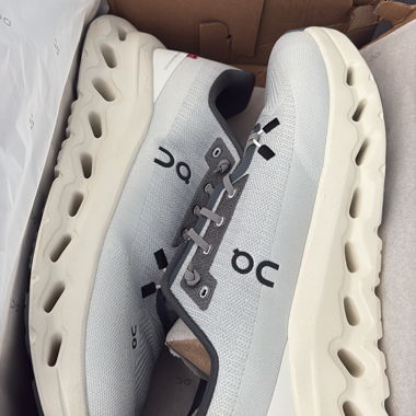 Scarpe On Running grigie