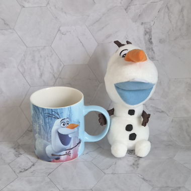 Tasse Olaf Frozen II avec figurine en peluche